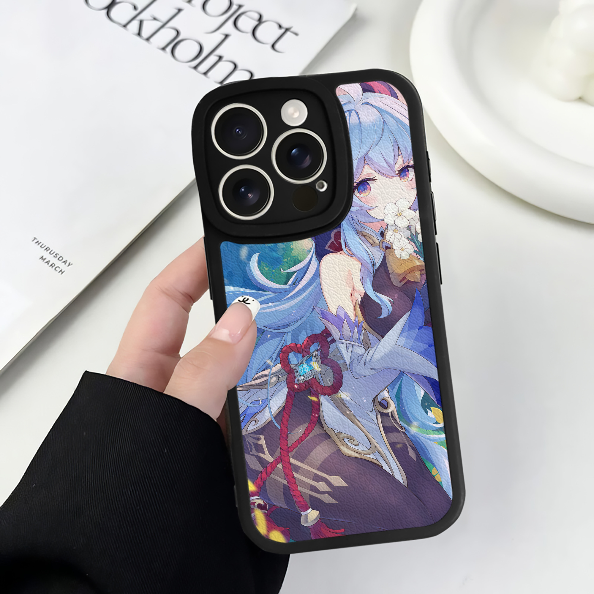げんし神 genshin 【iPhone 16シリーズ対応】シリコンスマホケース（レザー調） 材質：シリコン